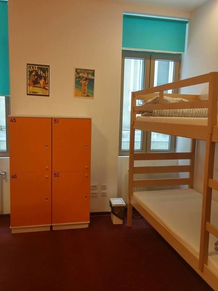 בוקרשט Pura Vida Sky Bar & Hostel מראה חיצוני תמונה